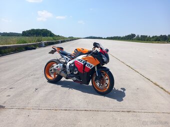 Honda CBR 1000RR REPSOL - 3