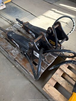 Hydraulické bouraci kladivo JCB . - 3