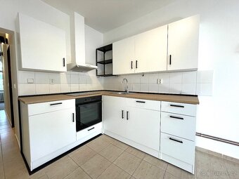 Pronájem bytu 3+kk – Řezníčkova ulice, Náchod - 3