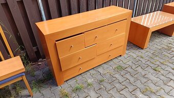 nábytek z obýváku - 3