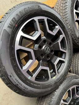 Originál nepoužitá sada alu kol VW Amarok 255/55 R20 - 3