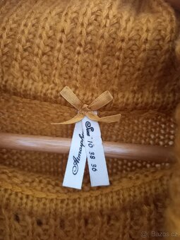 Dlouhý svetr s velkým rolákem - 3