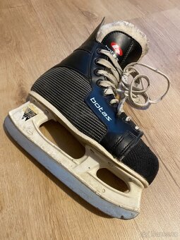 Prodám lední brusle Botas, velikost 36. - 3
