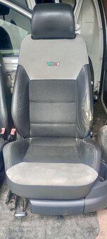 Škoda Octavia 2 kombi RS sedačky - 3