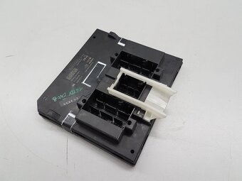 Jednotka palubní sítě a komfort -BCM 5Q0937084CJ Octavia III - 3