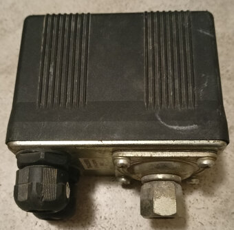 Tlakový spínač vodárny nastavitelný TSA3S05M - 3