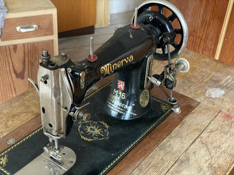 Stroj MINERVA / Rezler & Komárek v Opavě / státní ZNAK - 3