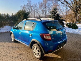 Dacia Sandero 0.9 TCe StepWay Navigace 2015 - 3