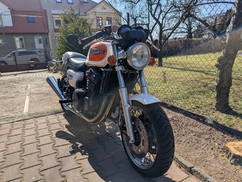 Triumph Thunderbird Sport 900 - 3