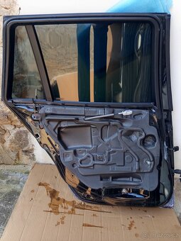 Zadní dveře BMW E46 touring - 3