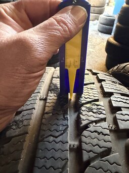 Zimní pneu 235/55/17 - 3