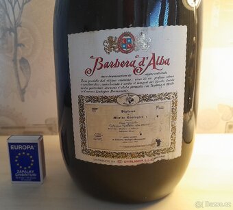 Sběratelský alkohol víno 3,78 liter BARBERA d´ALBA - 3