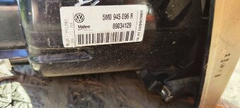 Prodám na vw Golf 5 Plus zadni prave svetlo - 3