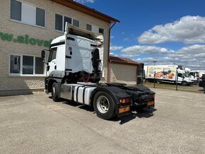 FORD ťahač 2018 VIN 242 - 3