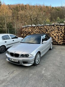 BMW E46 323 CI - 3