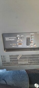 Prodám tv LG se stolkem - 3