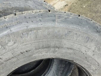 Prodám pneu 315/80r22,5 - 3