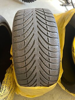 BFGoodrich 225/40/18 92V zimní - 3