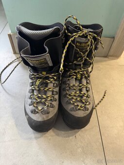 trekové boty značky La Sportiva, - 3