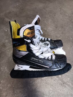 Brusle Bauer Supreme S37 vel. 6,5 - 3