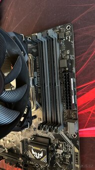 ASUS TUF B450M-PLUS GAMING + Ryzen 7 2700X (8C/16T) - 3