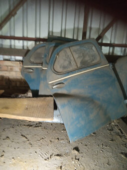 Renault 4 CV - 3