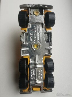 Sběratelské autíčko Matchbox Peterbilt (1981) - tahač - 3