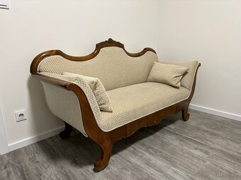 STAROZITNA SOFA - 3