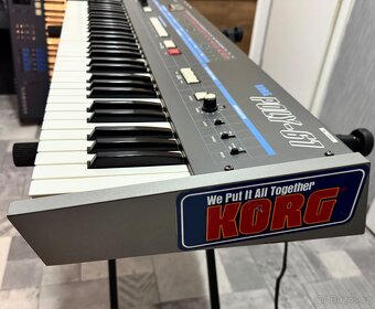 Korg Poly 61 - 3