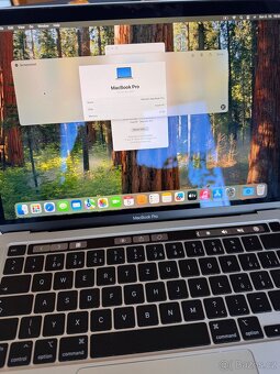 2020 Apple MacBook Pro 13" M1 512GB, 8GB RAM - 3