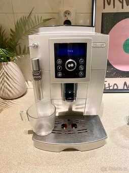 Kávovar Delonghi Magnifica ECAM - 3