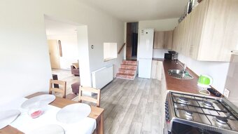 Klidné bydlení 2+kk v rodinném domě - Vřesina u Hlučína - 3