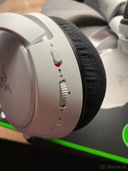 Bezdrátová sluchátka Razer Kaira - 3