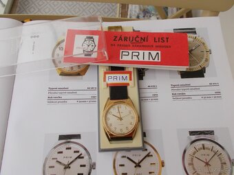luxusni zlacene trezor hodinky prim 1974 komplet funkcni - 3