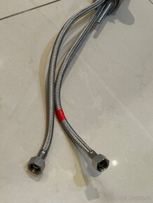 Ikea – zachovalá kuchyňská mísící baterie včetně hadiček - 3