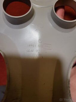 1 kus poklice Mazda 15" - 3