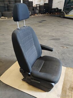 Mercedes-Benz Sprinter 906 sedadlo spolujezdce - 3