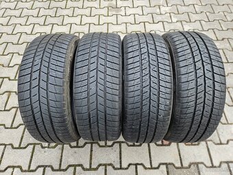 Zimní Barum 215/50/17 - 90% - 3