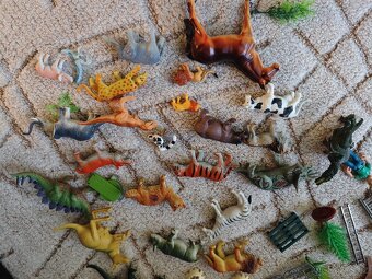 Dinosauři - zvířata - 3