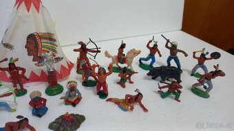 RETRO  INDIÁNI  č2 - NDR - 3