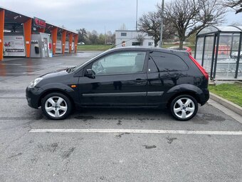 Ford fiesta 1.4tdci 2009 - 3
