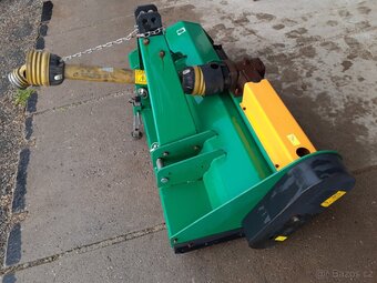 Prodám zánovní mulčovač za traktor, malotraktor - 3