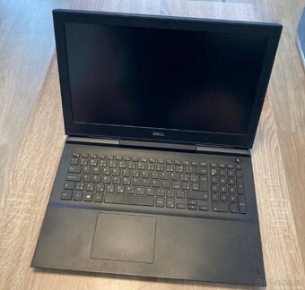 Dell Inspiron 15 - 7567 - 3