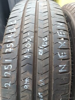 225/75/16C nexen 121/120 - 3