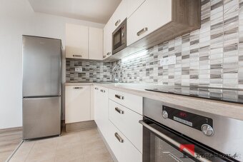 Pronájem bytu 1+kk/B, 35 m2, Praha - Kyje - 3