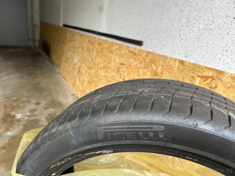 Pirelli 245/40/R20 - 3
