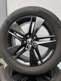 Originál Škoda 215/55 R17 - 3