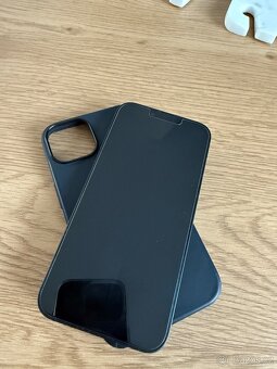 iPhone 14 - 3