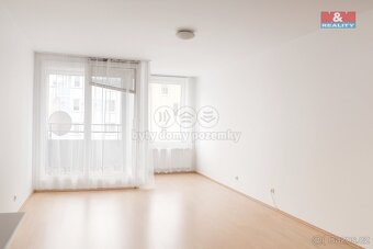 Pronájem bytu 1+kk, 42 m², Praha, ul. Chotěšovská - 3