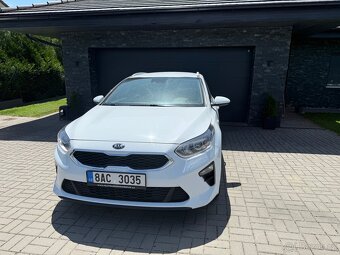 Kia Ceed 1,6crdi 2020 115t km tažné záruka DPH - 3